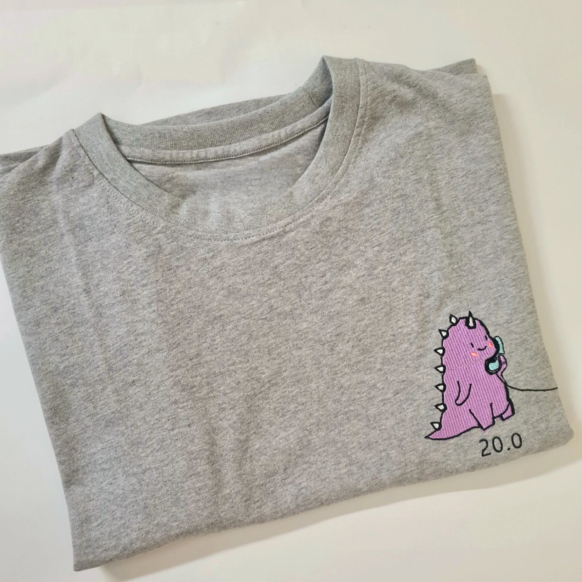 T- shirts - Dinos with telephones