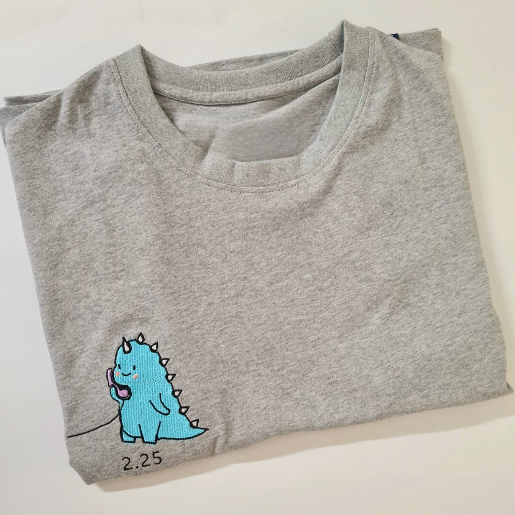 T- shirts - Dinos with telephones